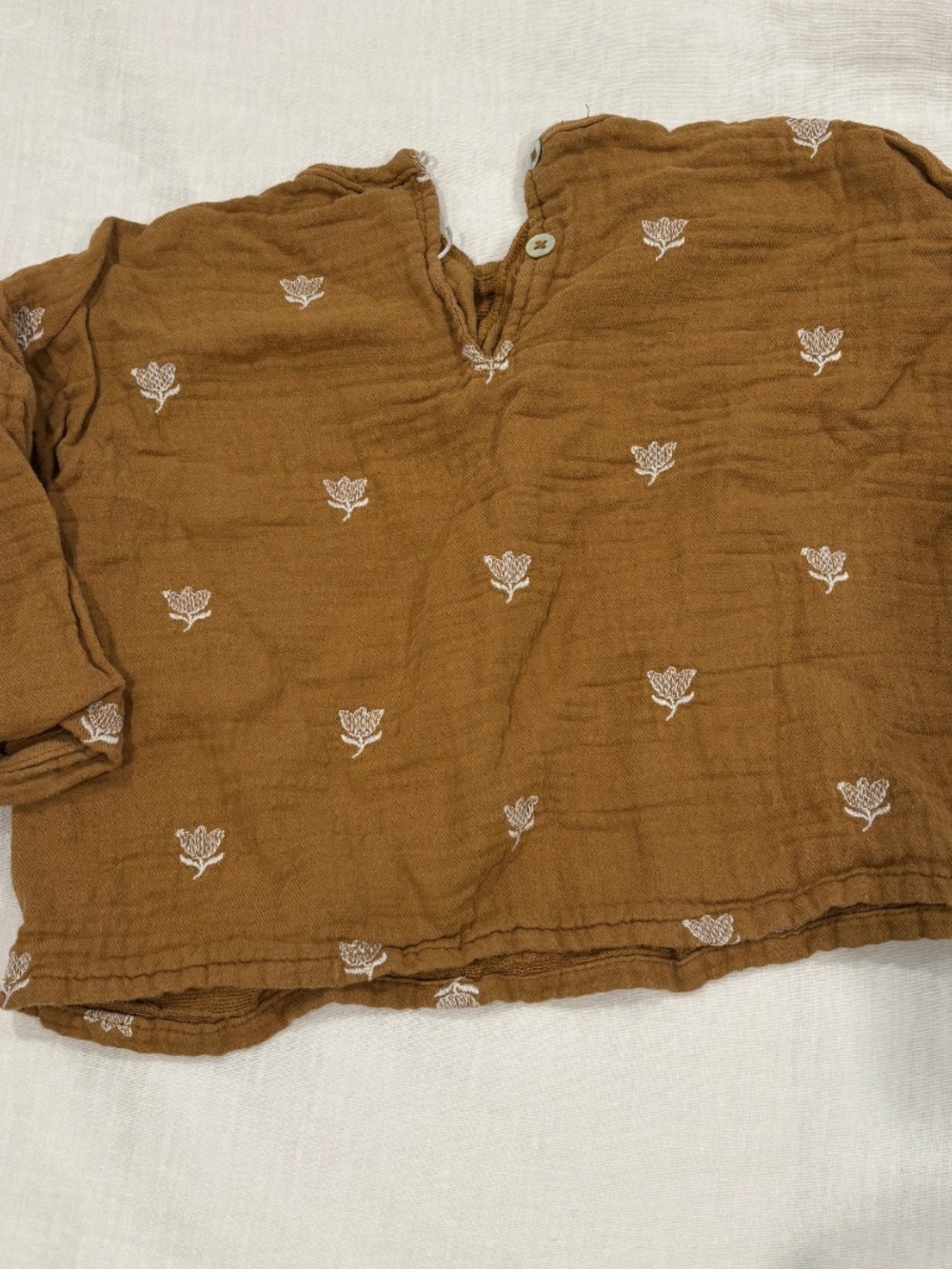 Rylee + Cru Embroidered Muslin Top 18–24M - Picture 3 of 4